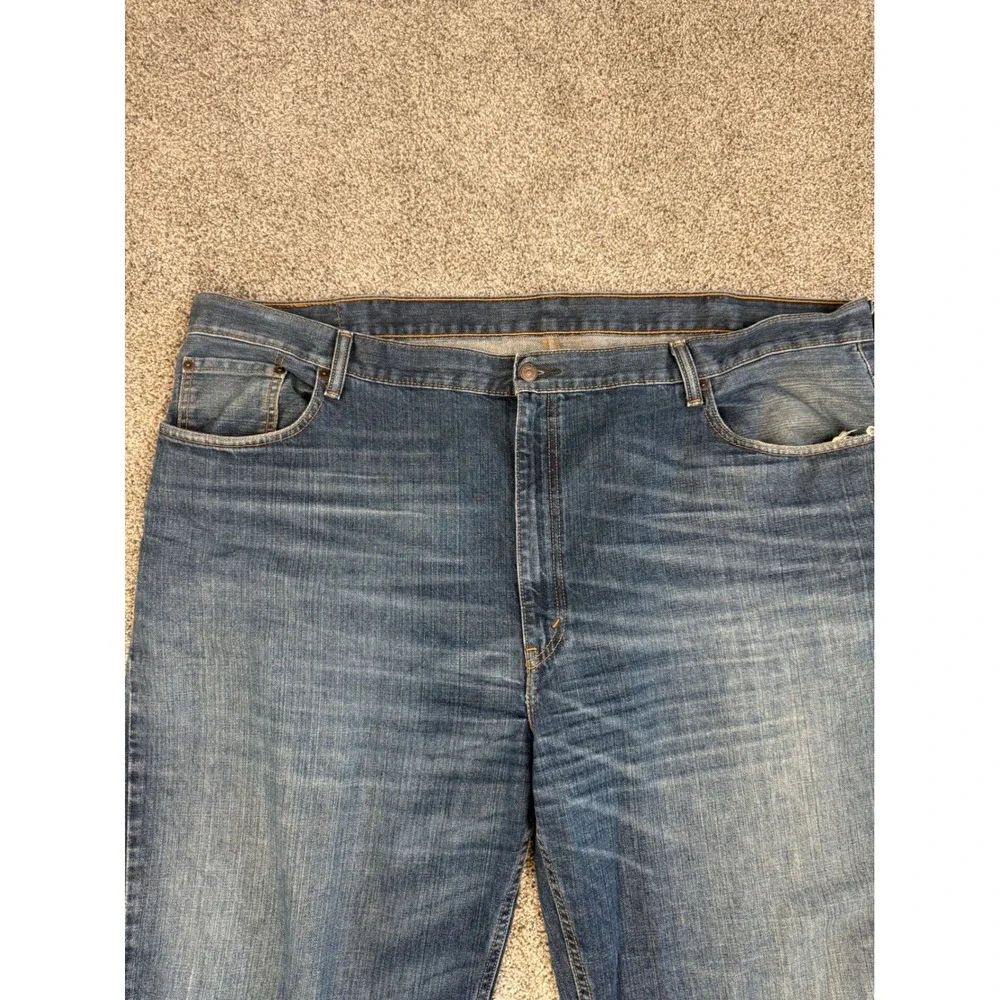 Levis 550 Relaxed Fit Jeans Mens 48x32 Medium Wash Blue Denim‎ 100% Cotton